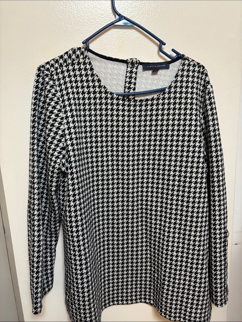 Tommy Hilfiger Black and White Houndstooth Crewneck Sweater